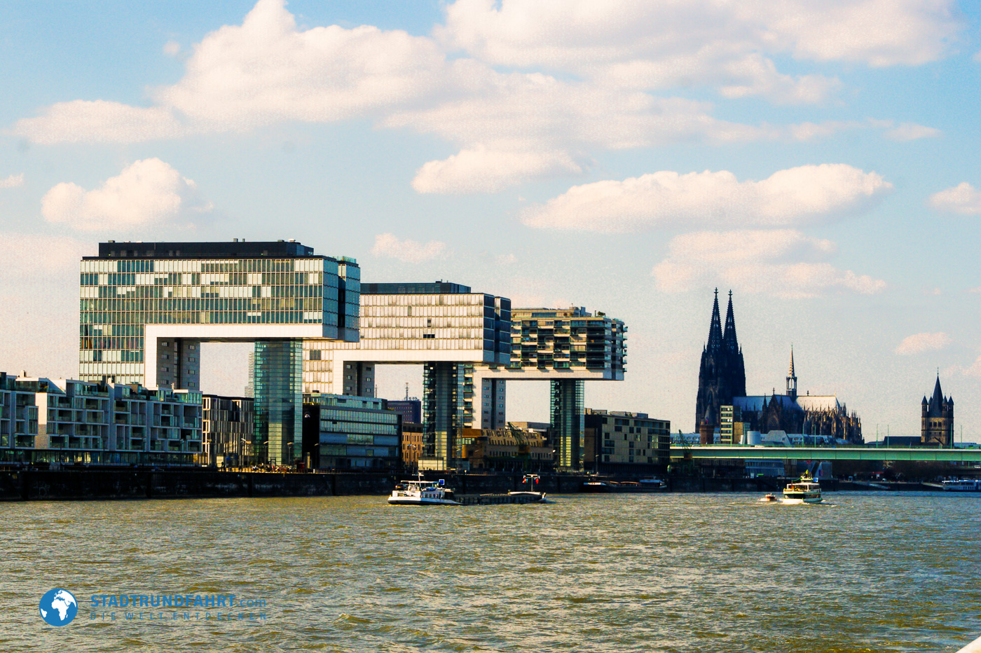 Köln mal anders - Eine Panorama-Rundfahrt auf dem Rhein ...