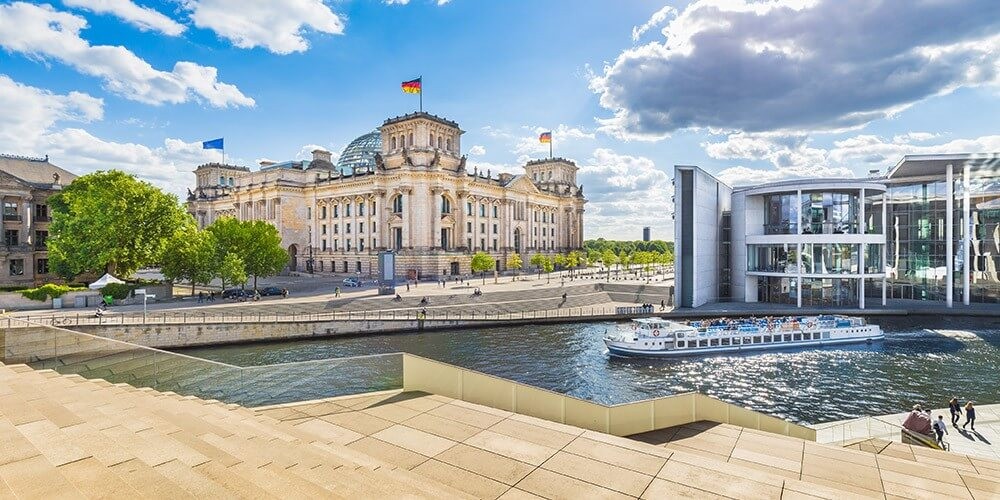 Große Stadtrundfahrt Hop on Hop off - 48 Std. + 1stündige Schifffahrt auf der Spree - Bild 3