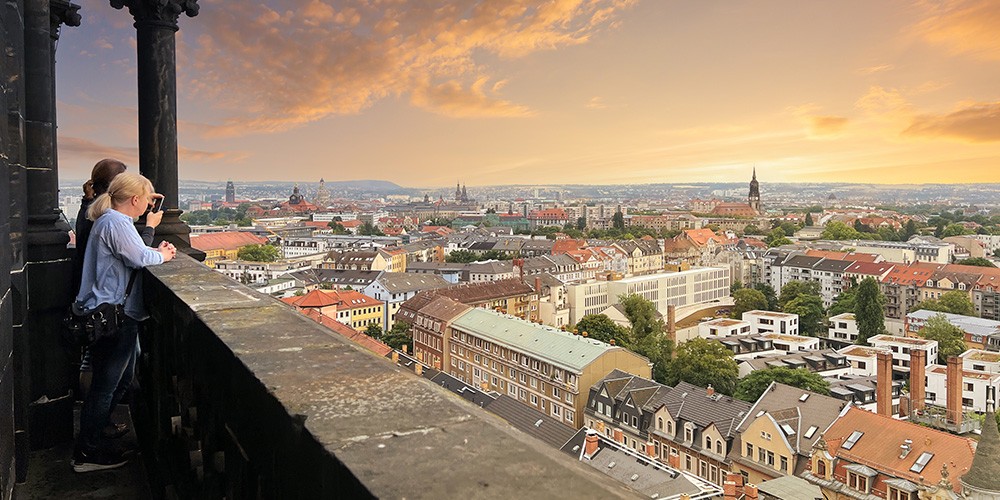 Neustadt-Rundgang am Abend inkl. Turmaufstieg Martin-Luther-Kirche - Bild 2